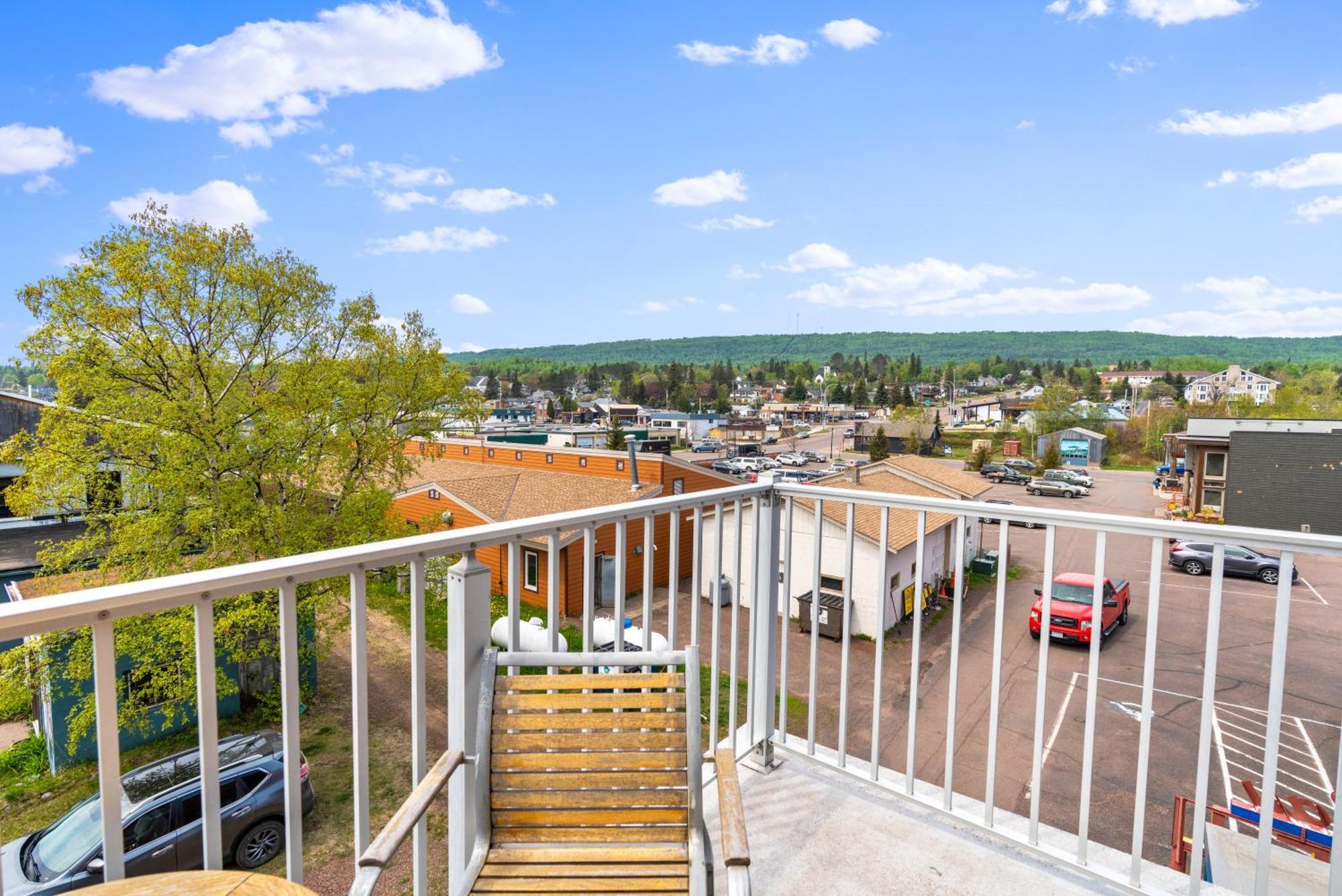 East Bay Suites Grand Marais Dış mekan fotoğraf