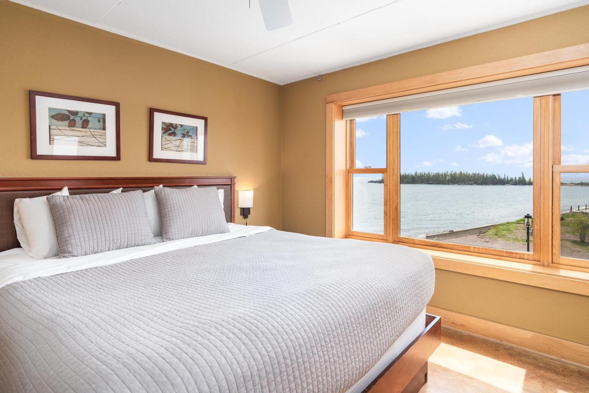 East Bay Suites Grand Marais Dış mekan fotoğraf