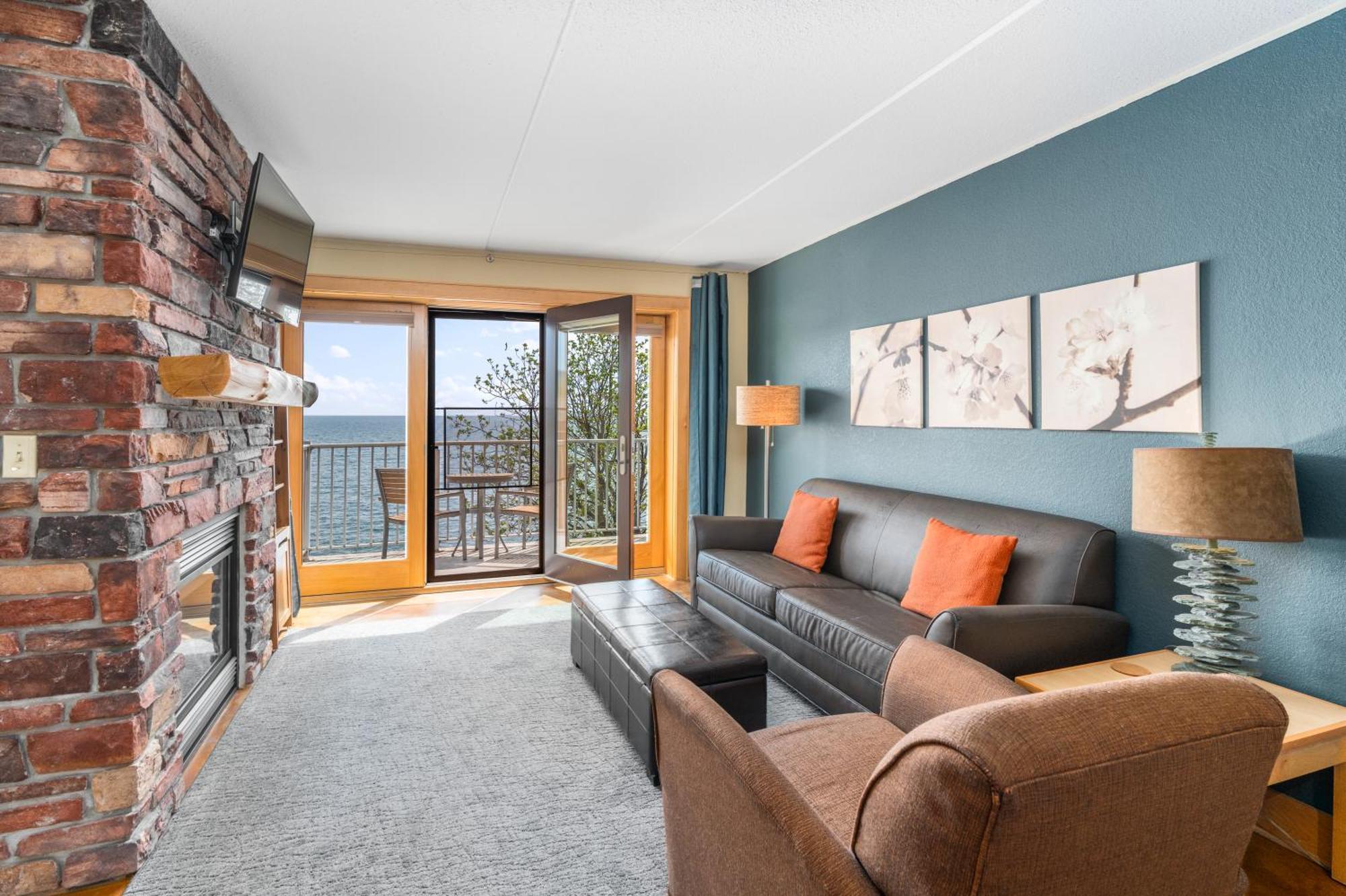 East Bay Suites Grand Marais Dış mekan fotoğraf