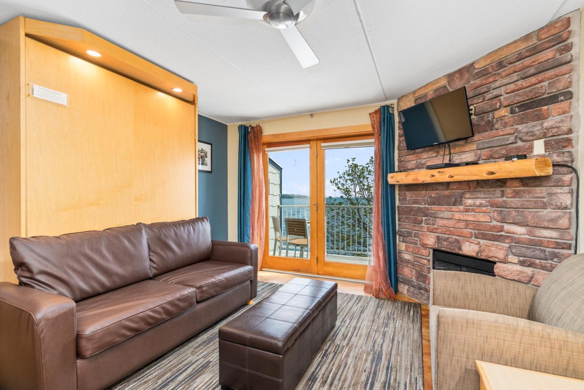 East Bay Suites Grand Marais Dış mekan fotoğraf