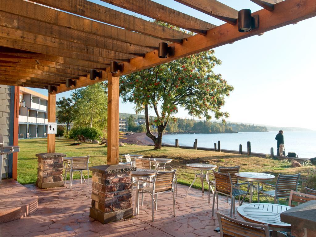 East Bay Suites Grand Marais Dış mekan fotoğraf